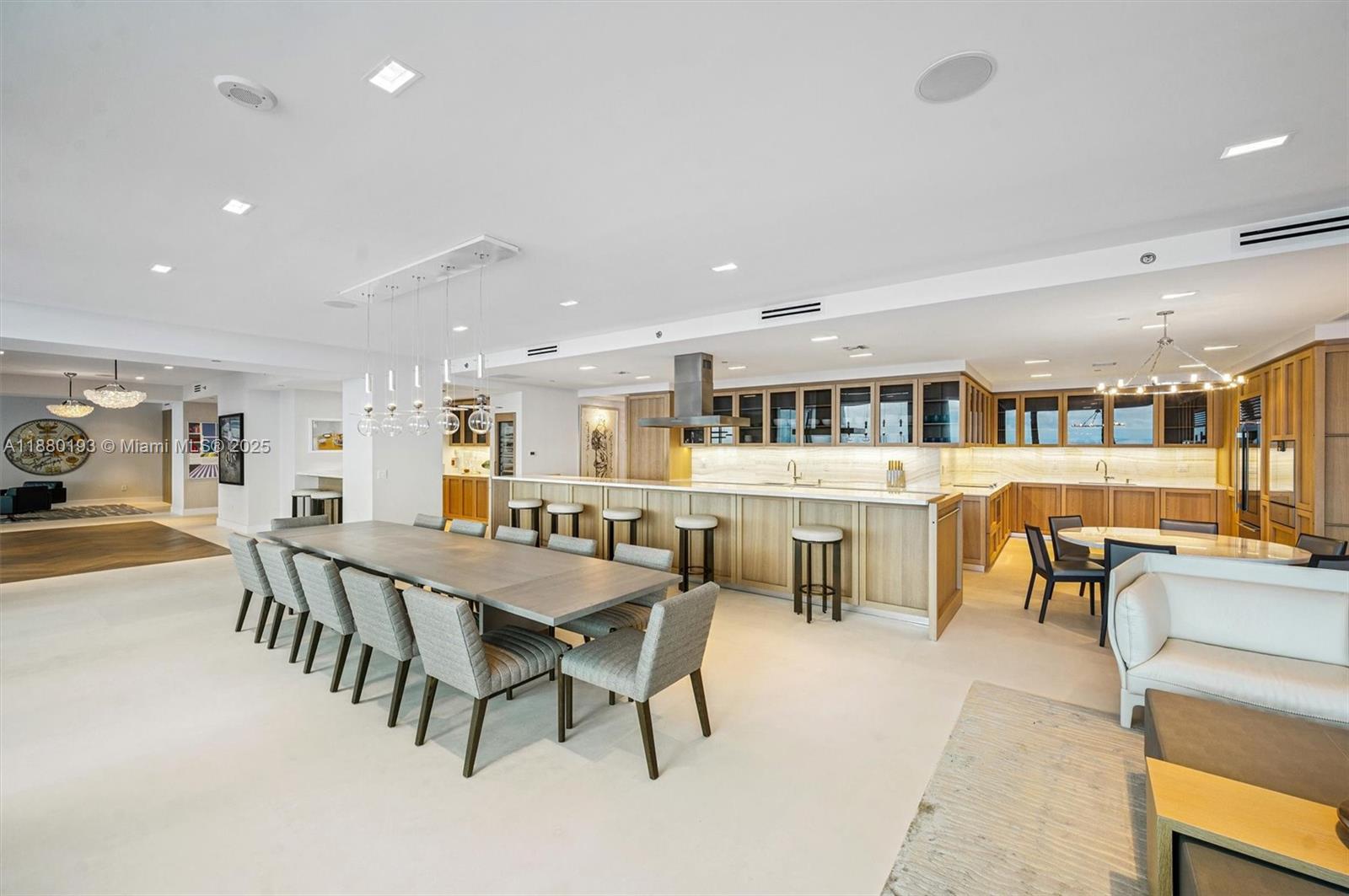 image The Residences At The Bat16