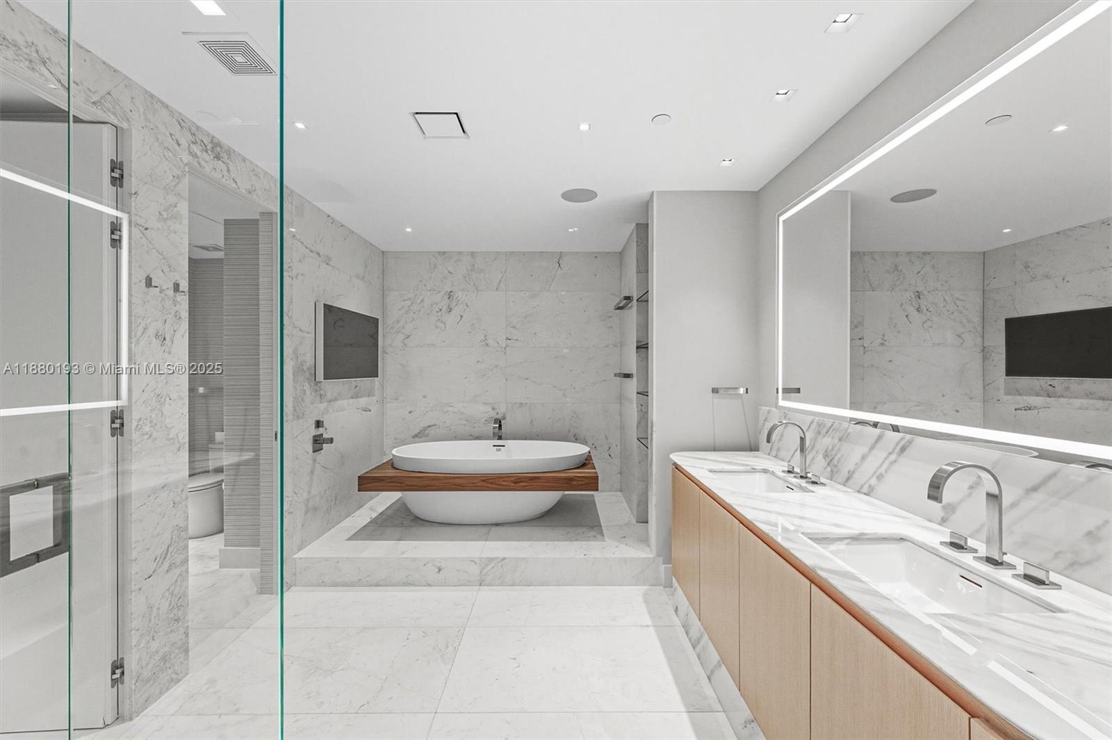 image The Residences At The Bat24