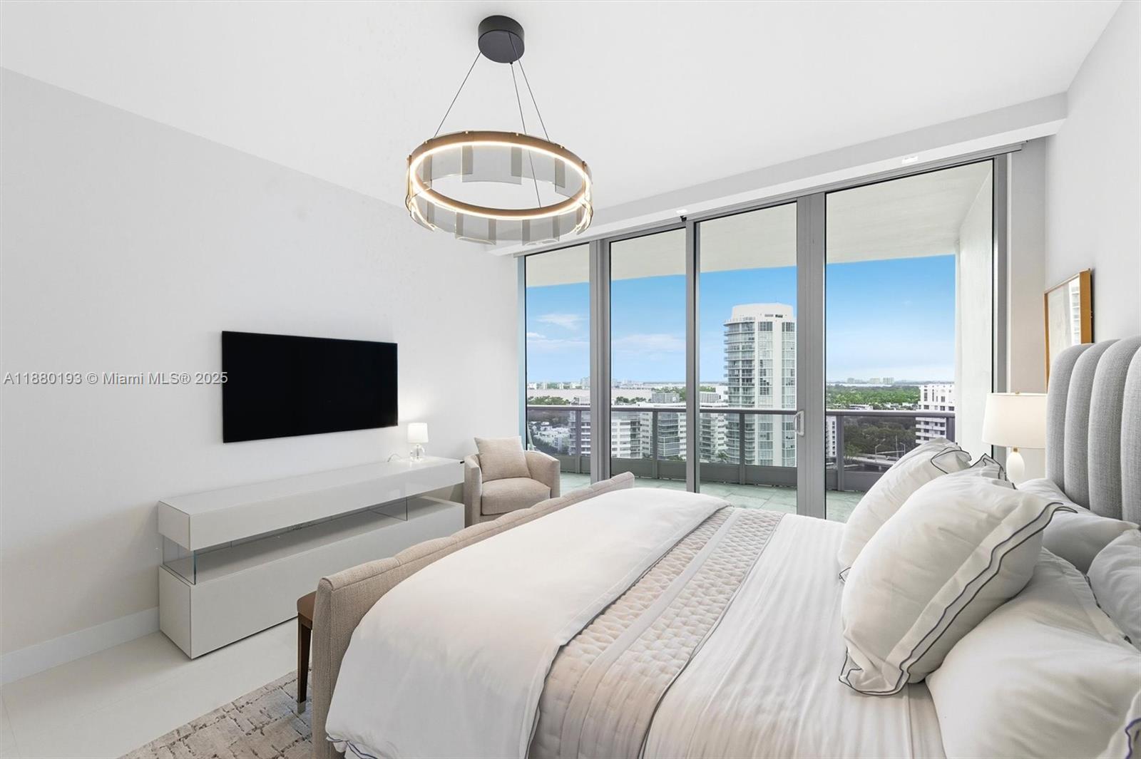 image The Residences At The Bat32