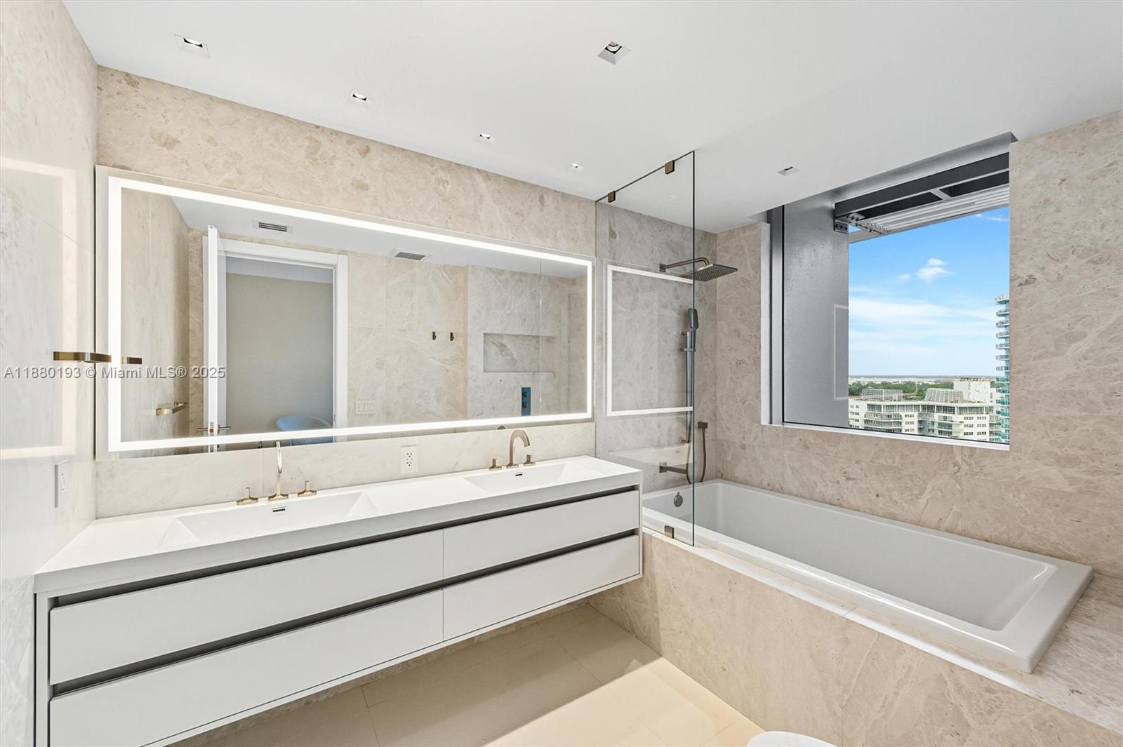 image The Residences At The Bat33