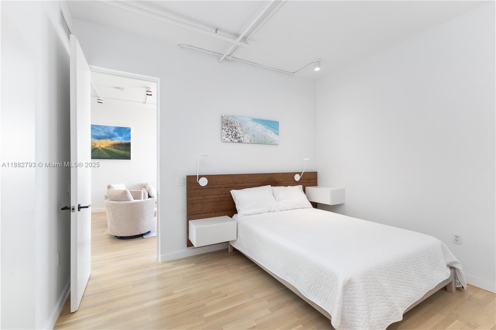 image The Montclair Condo12