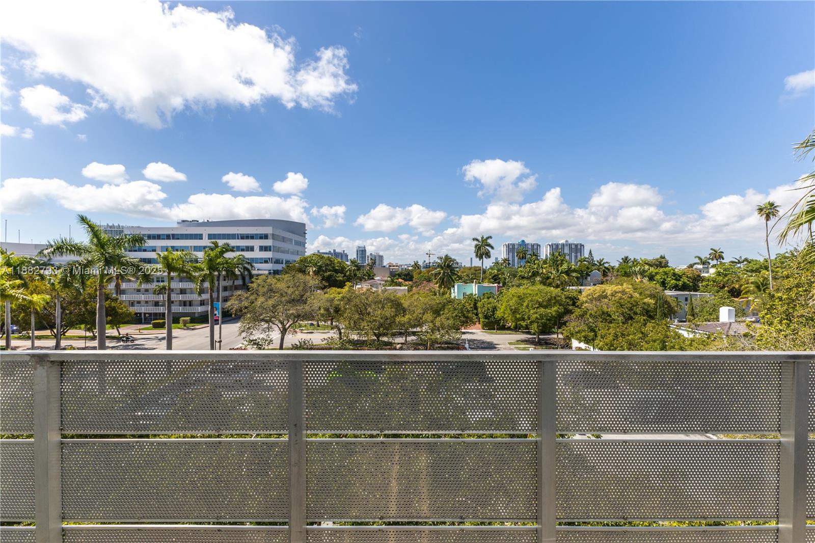 image The Montclair Condo28