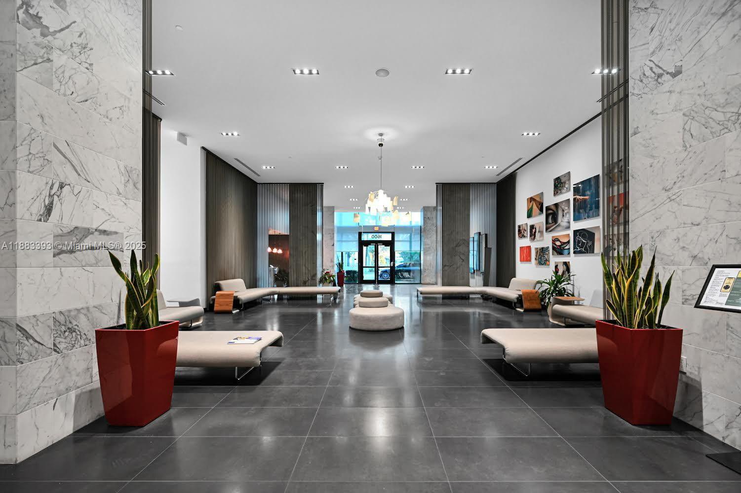 image Canvas Condo30