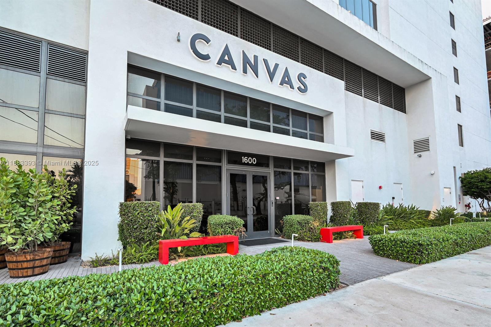 image Canvas Condo31