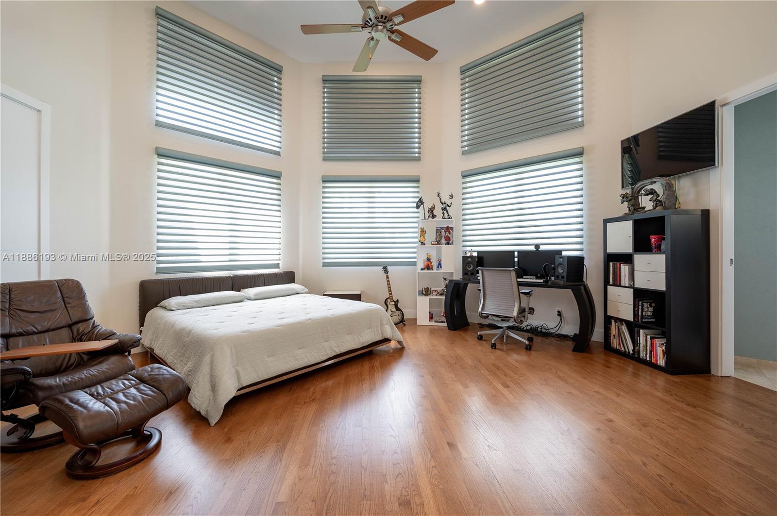 3425 Saddlebrook Ln Weston, FL 33331