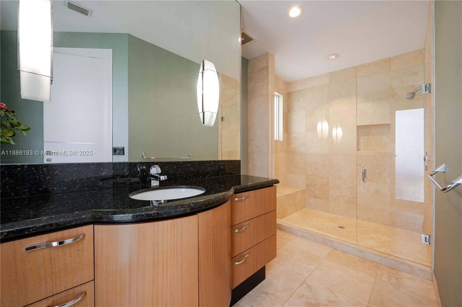 3425 Saddlebrook Ln Weston, FL 33331