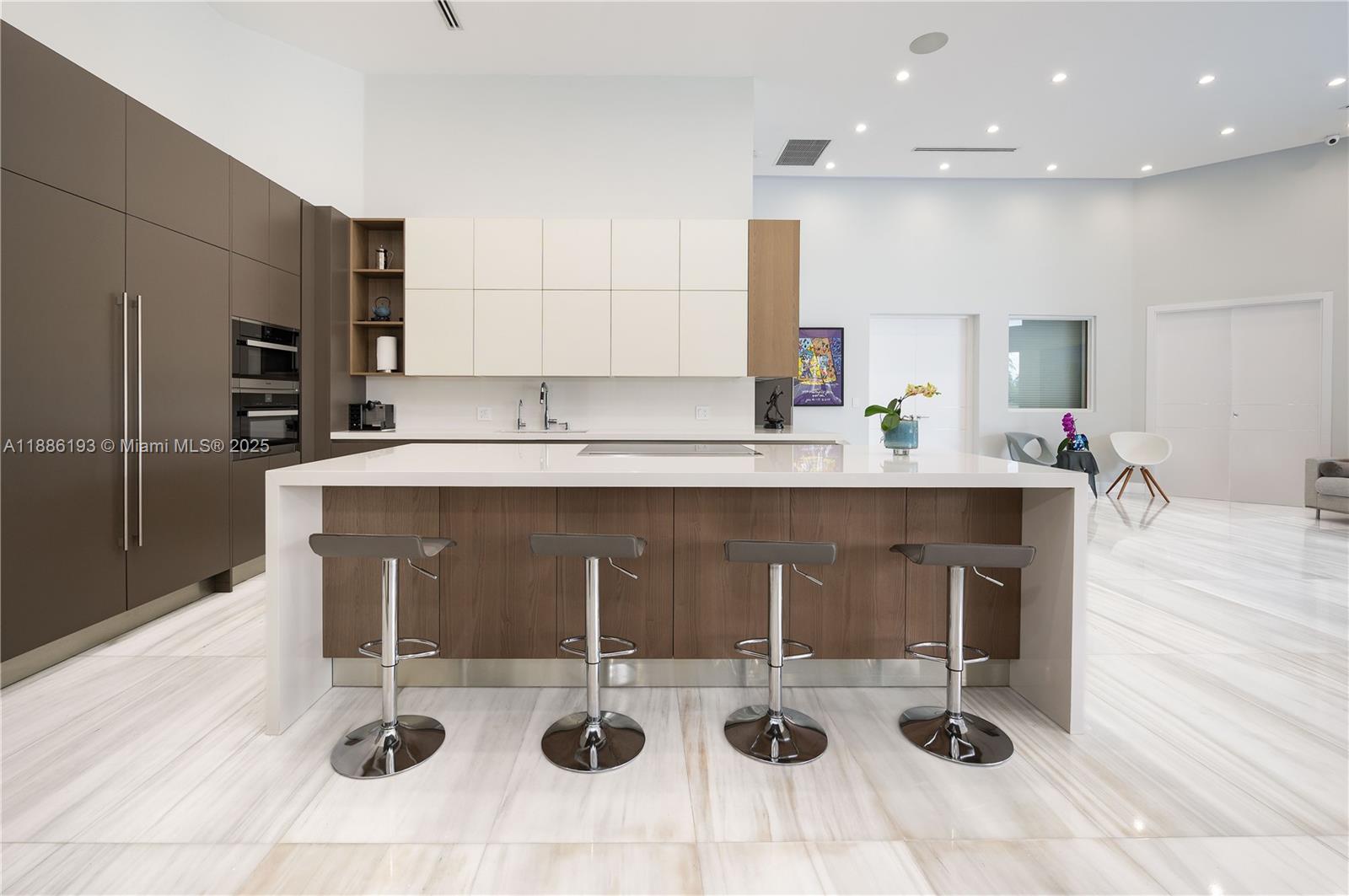 3425 Saddlebrook Ln Weston, FL 33331