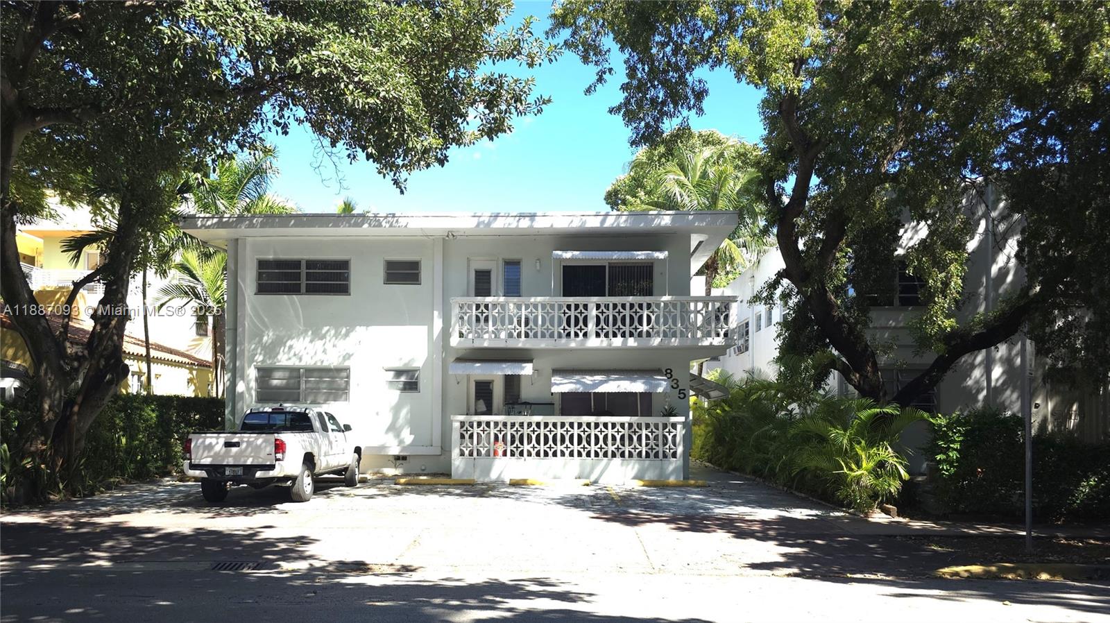 835 Meridian Ave #4