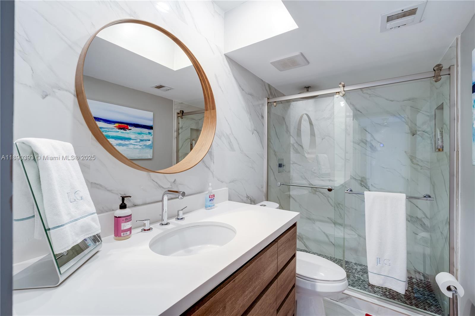 1017 NE 202nd Ln,Miami, FL 33179