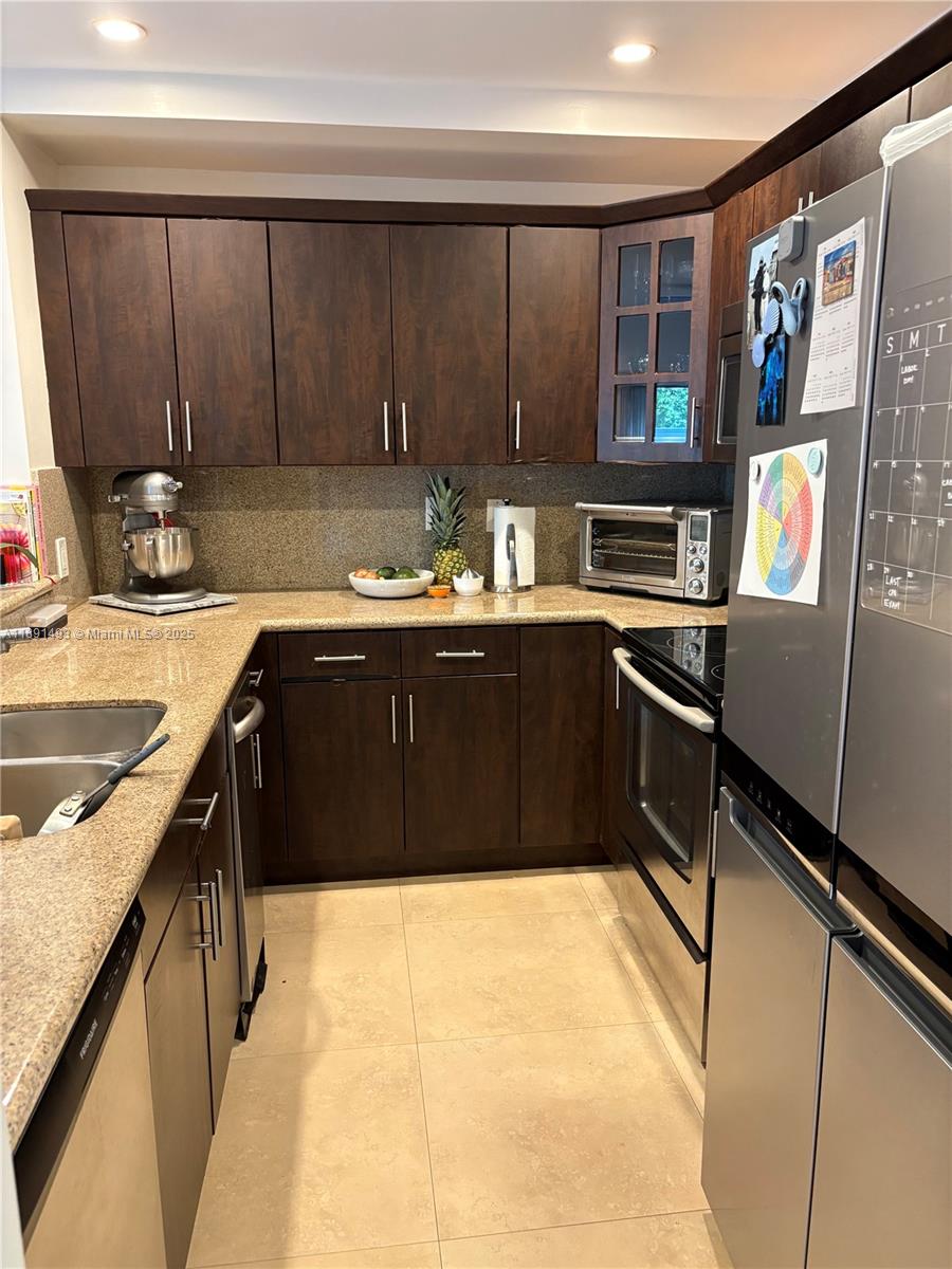 5555 Ludlam Rd #25 South Miami, FL 33155