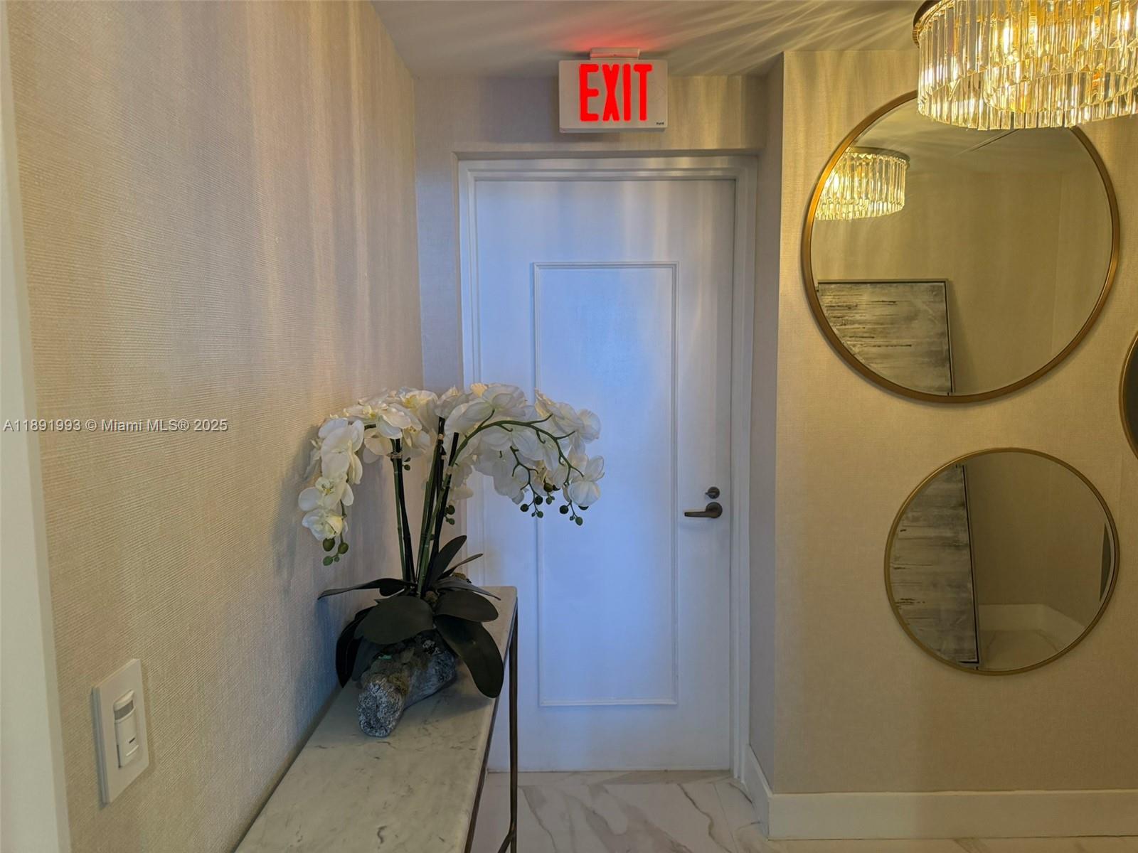 16385 Biscayne Blvd #3018 North Miami Beach, FL 33160