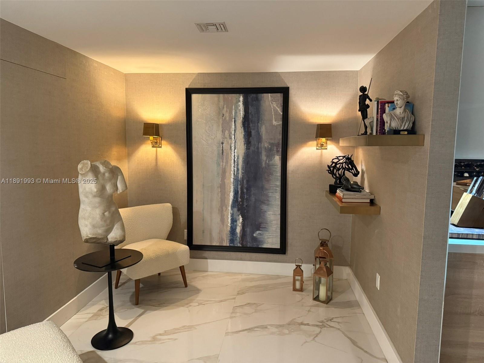 16385 Biscayne Blvd #3018 North Miami Beach, FL 33160