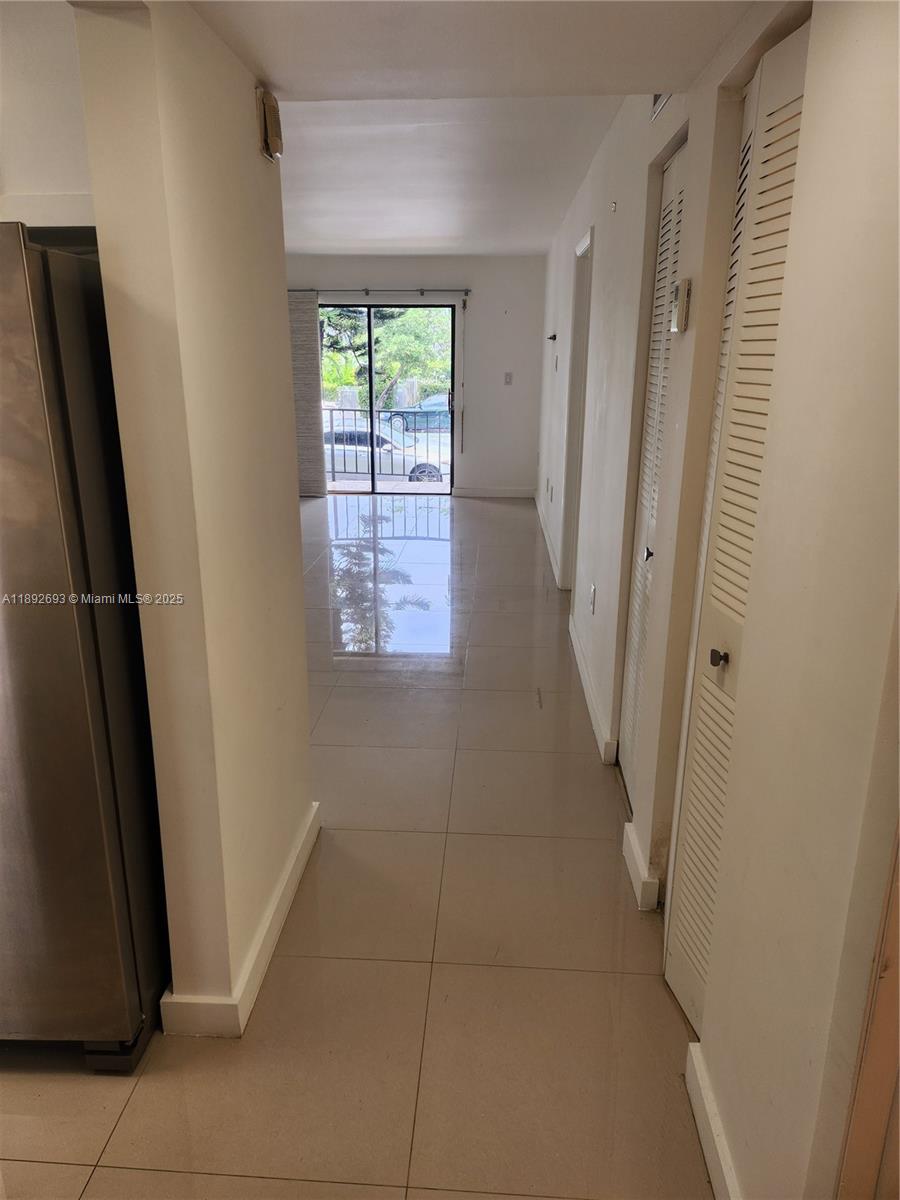 950 Euclid Ave #108