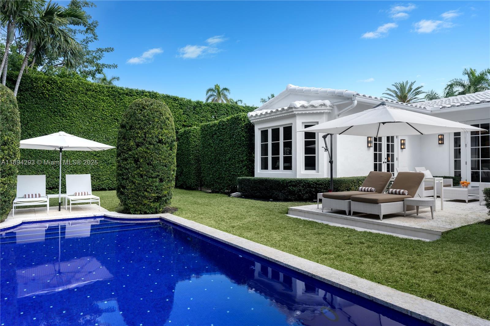 2830 Lucerne Ave Miami Beach, FL 33140 2830 Lucerne Ave Miami Beach, FL 33140