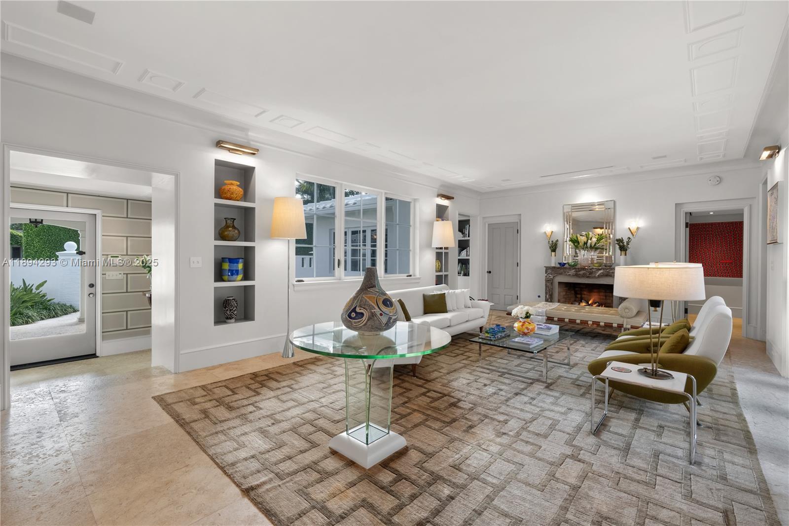2830 Lucerne Ave Miami Beach, FL 33140 2830 Lucerne Ave Miami Beach, FL 33140