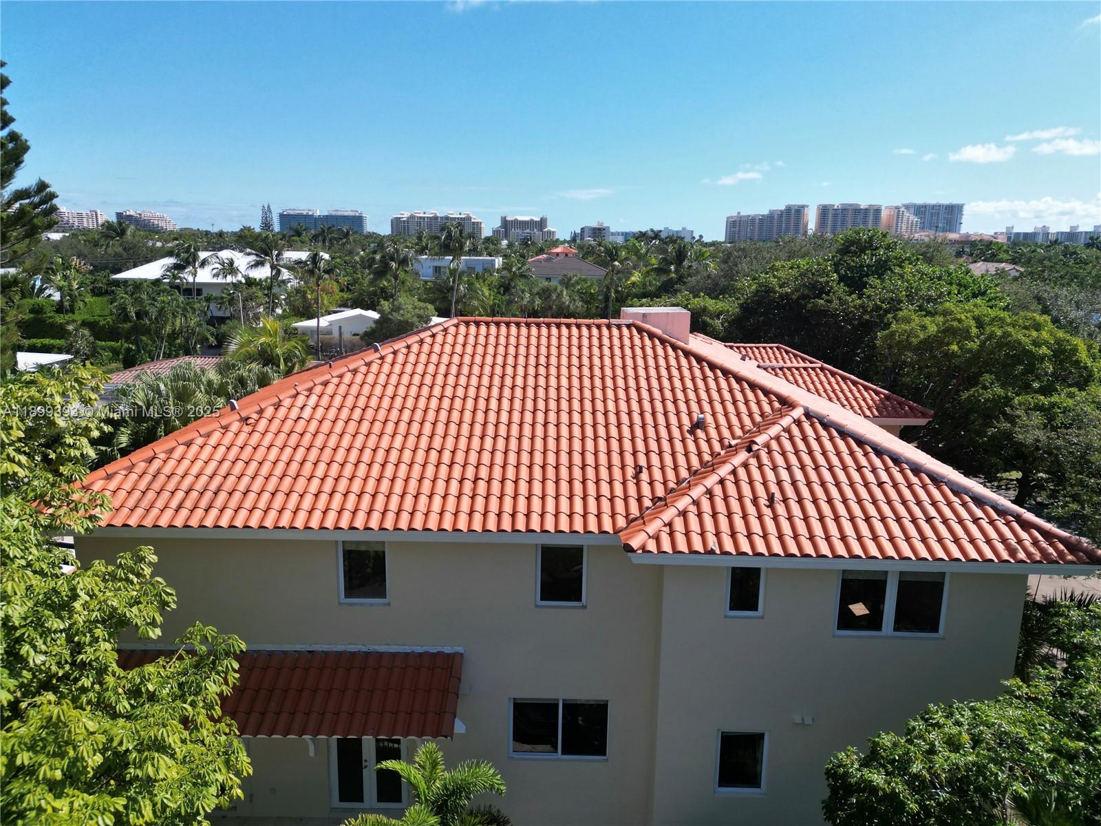 573 Satinwood Dr Key Biscayne, FL 33149 573 Satinwood Dr Key Biscayne, FL 33149