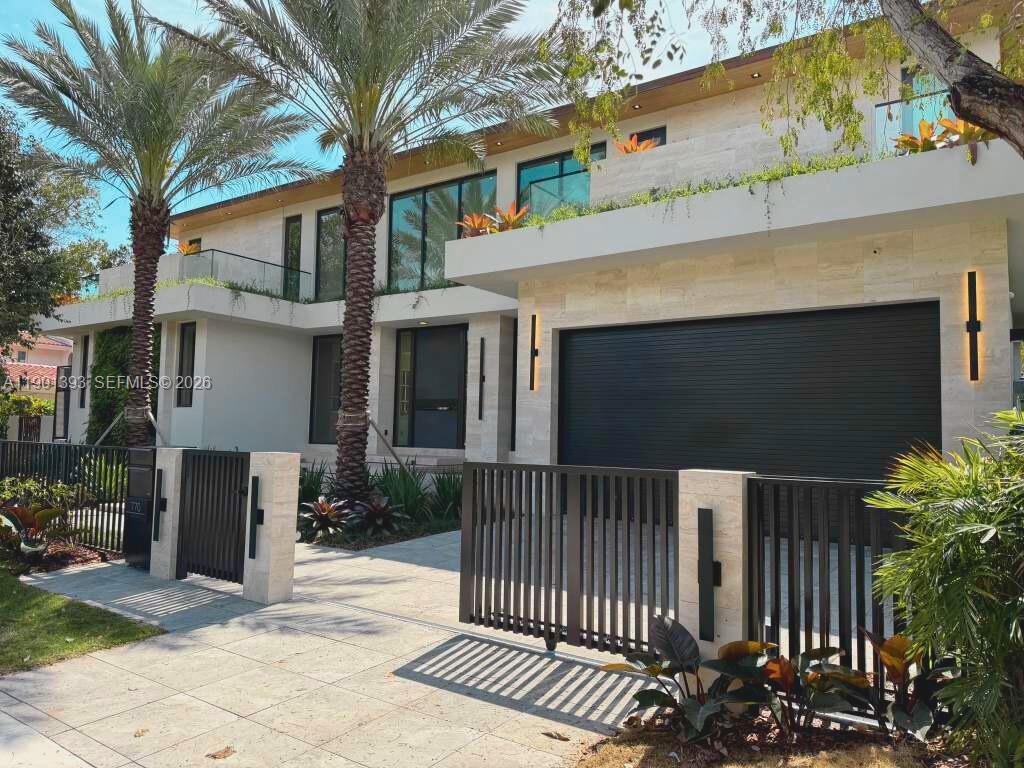 770 Lake Rd Miami, FL 33137