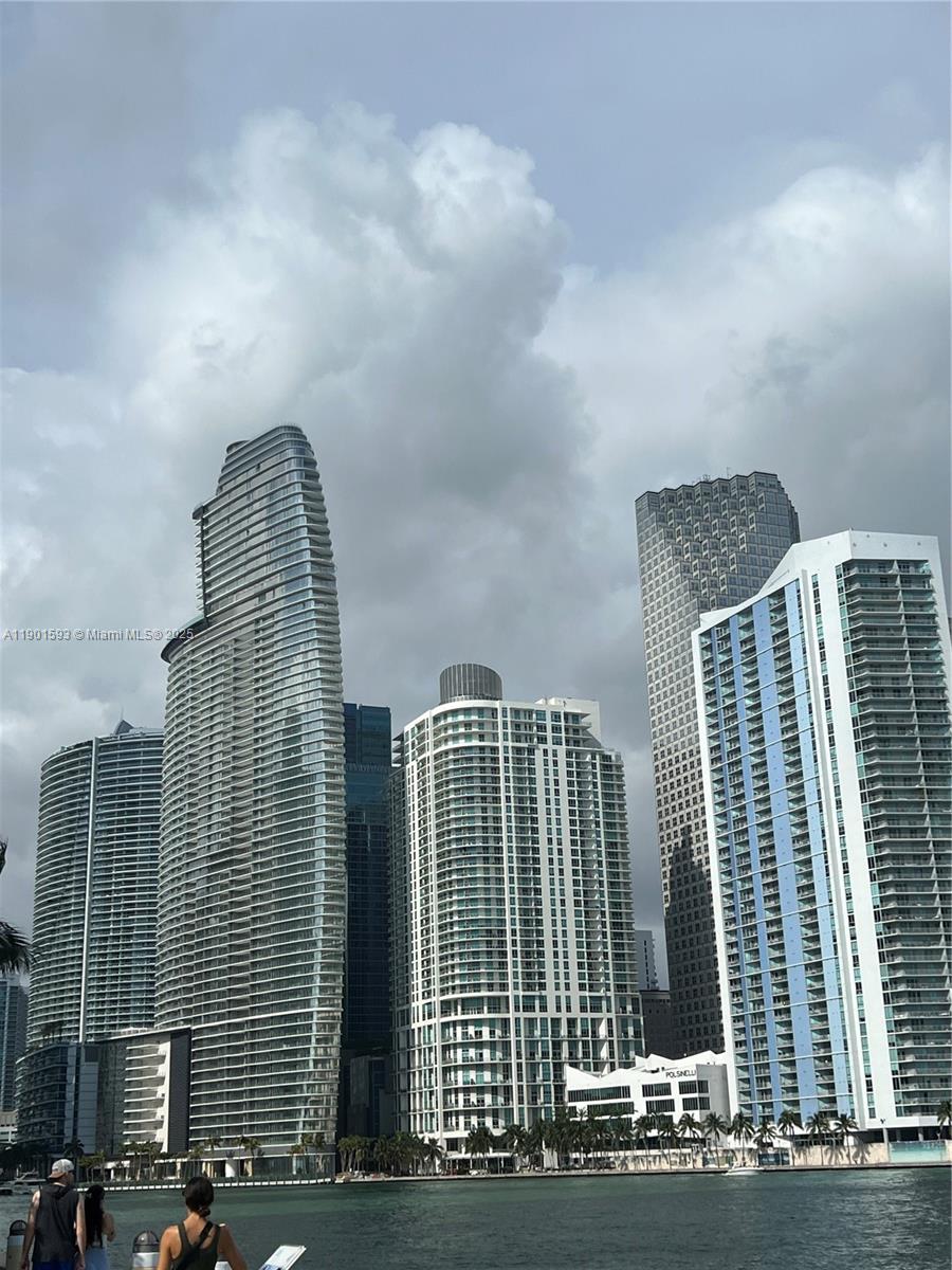 image Brickell Key One49