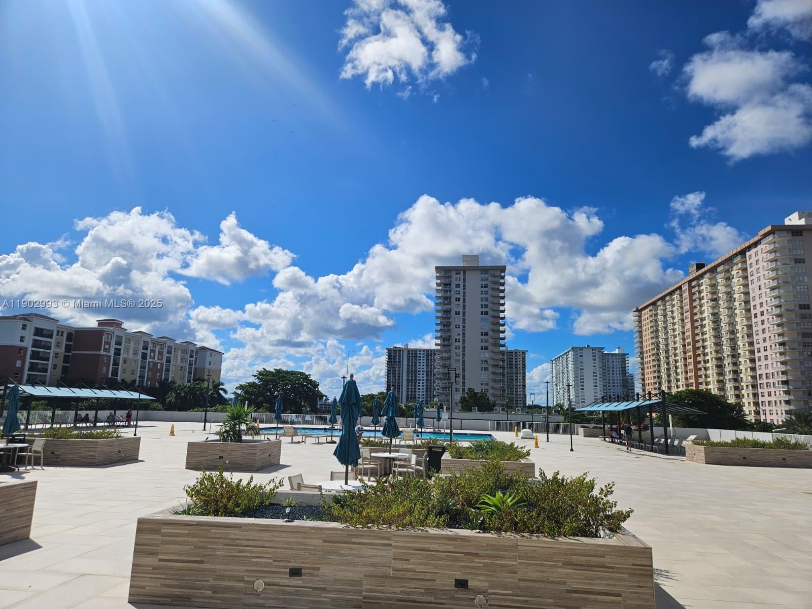 image Winston Tower 3004