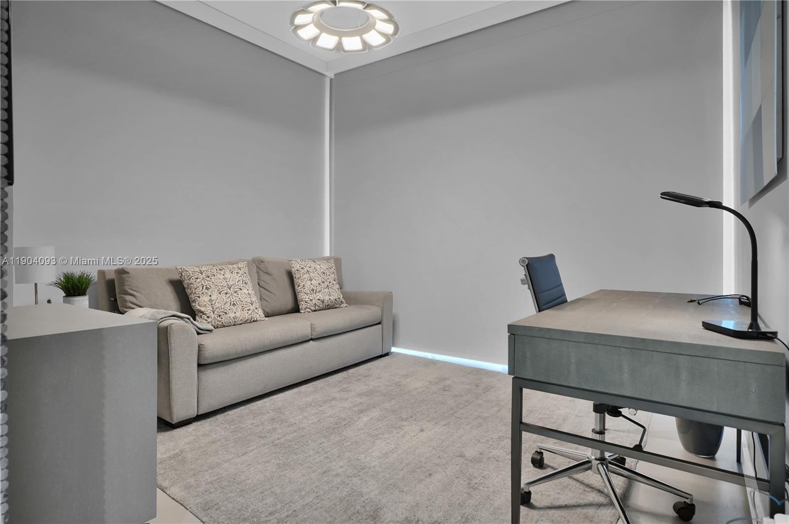 100 S Pointe Dr #909 Miami Beach, FL 33139