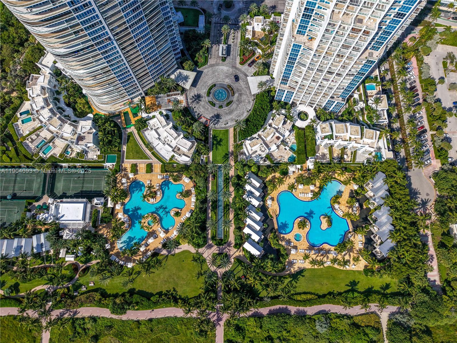 100 S Pointe Dr #909 Miami Beach, FL 33139