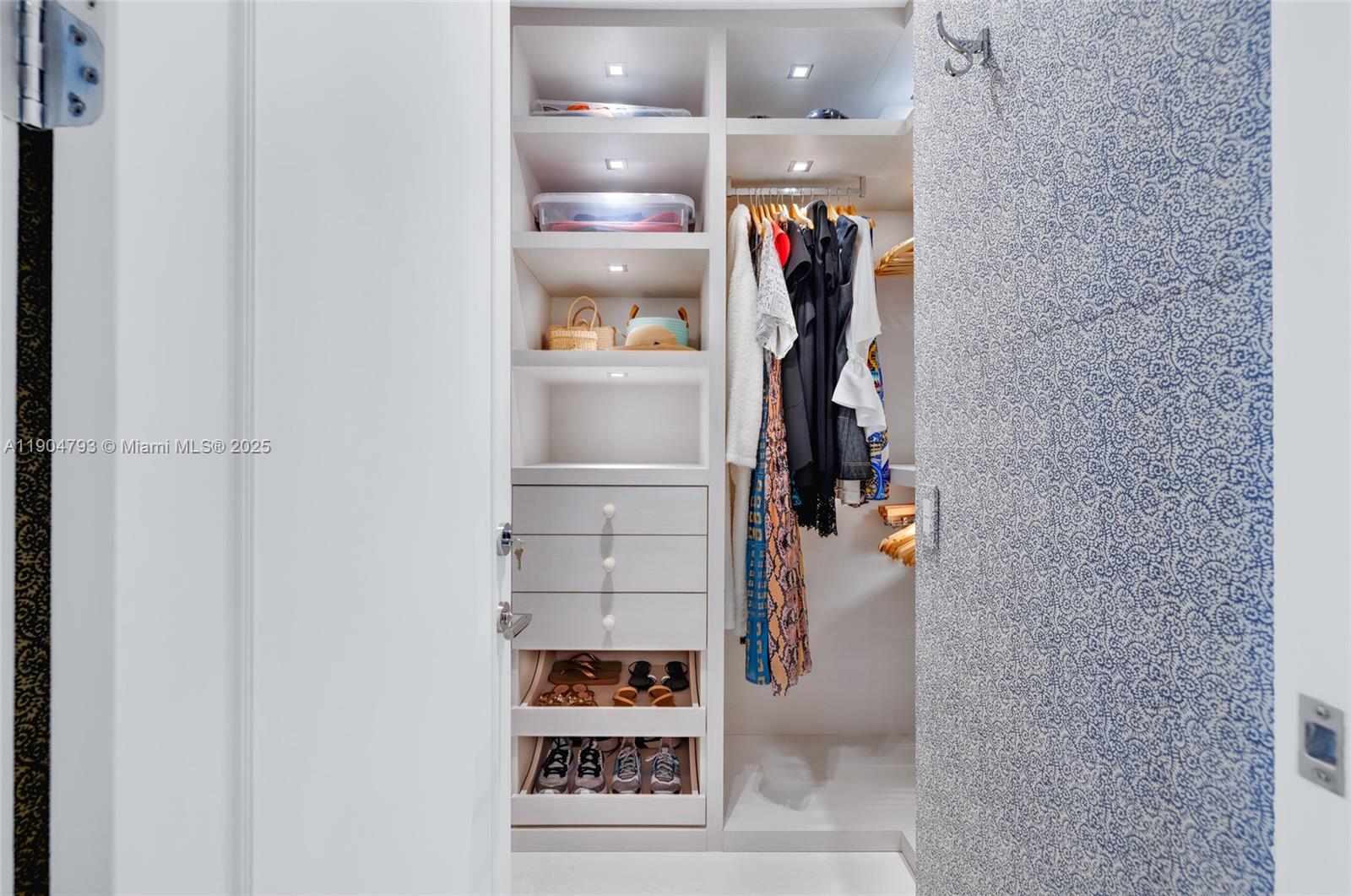 9705 Collins Ave #2102N Bal Harbour, FL 33154