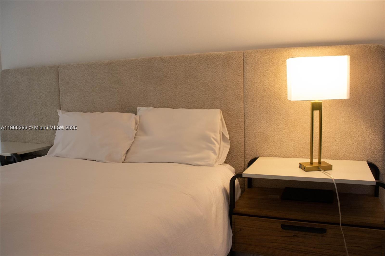 295 NE 150th St Miami, FL 33161