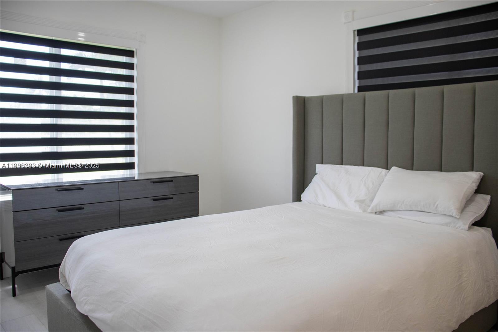 295 NE 150th St Miami, FL 33161