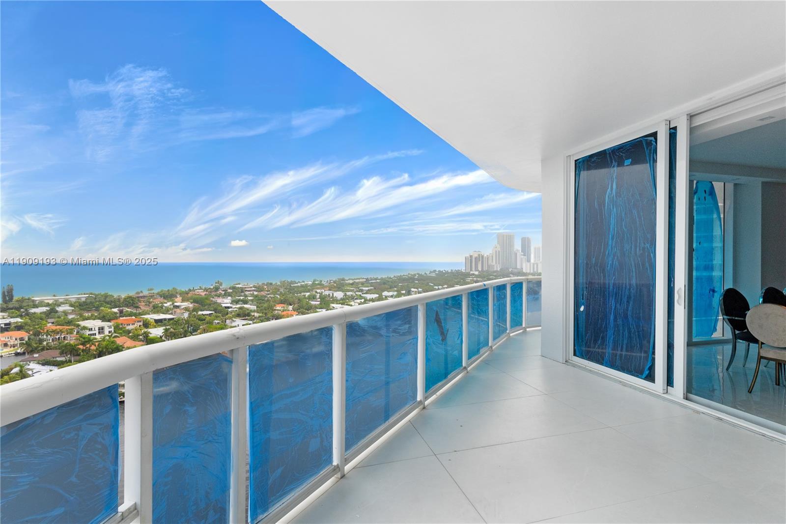 image One Island Place32