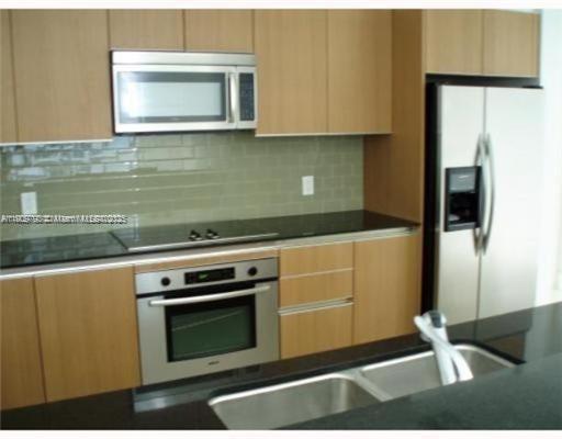 image 1060 Brickell Condo14