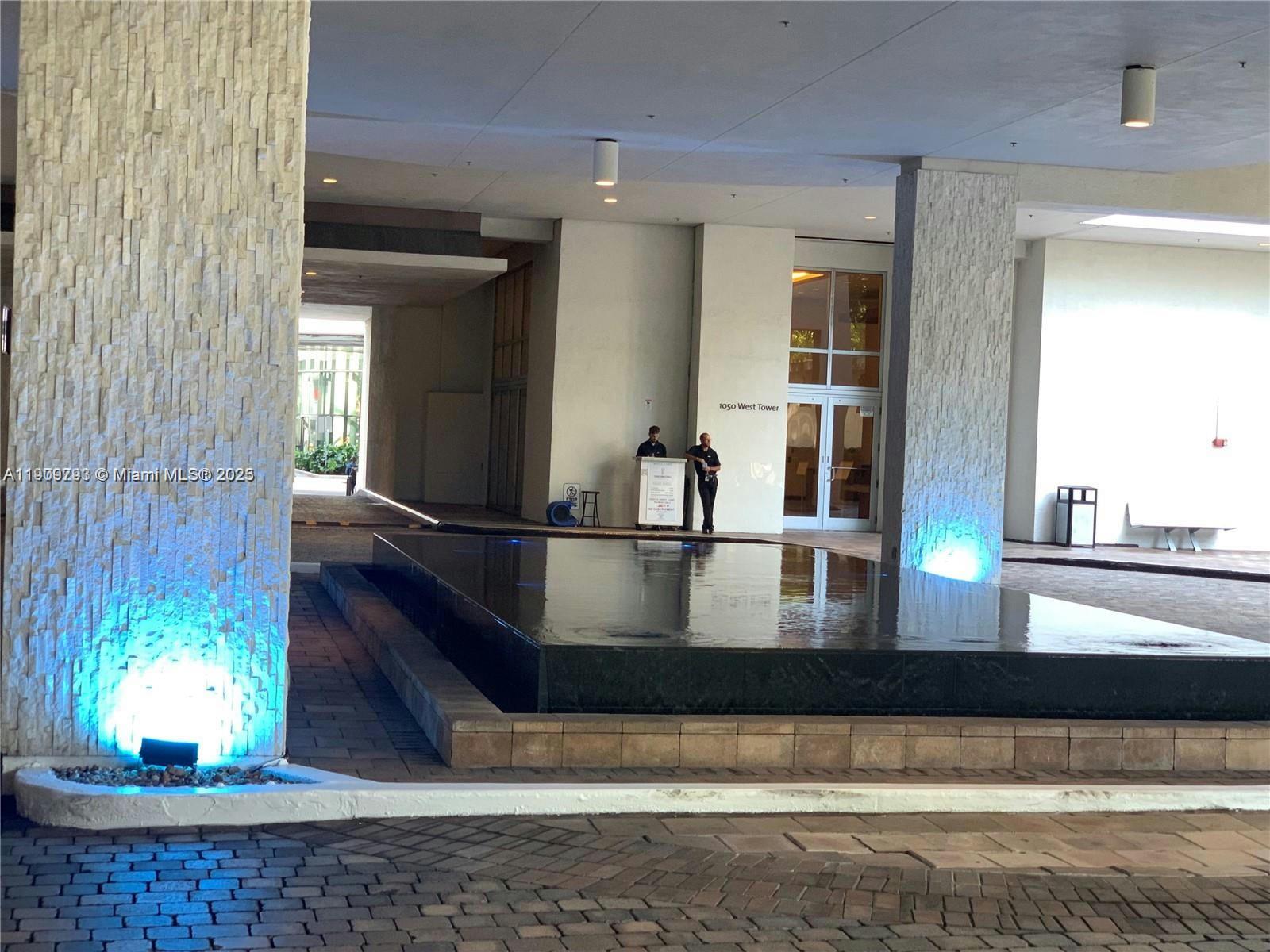 image 1060 Brickell Condo4