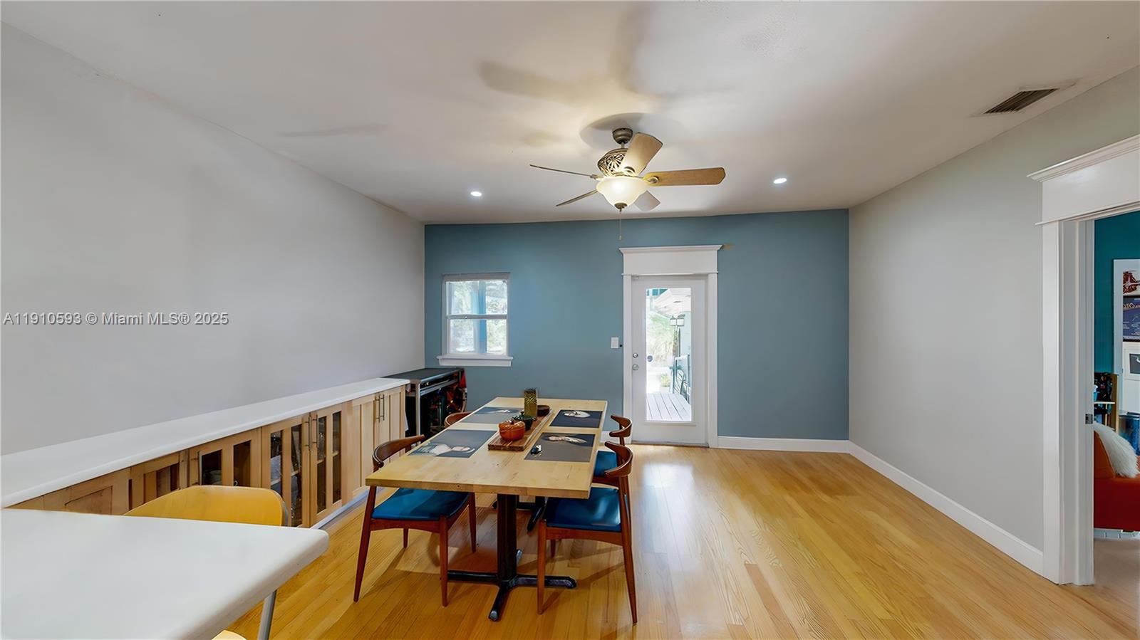 561 NW 53rd St Miami, FL 33127