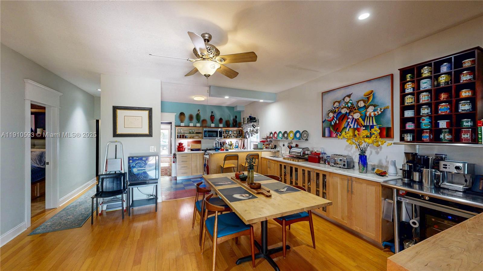 561 NW 53rd St Miami, FL 33127