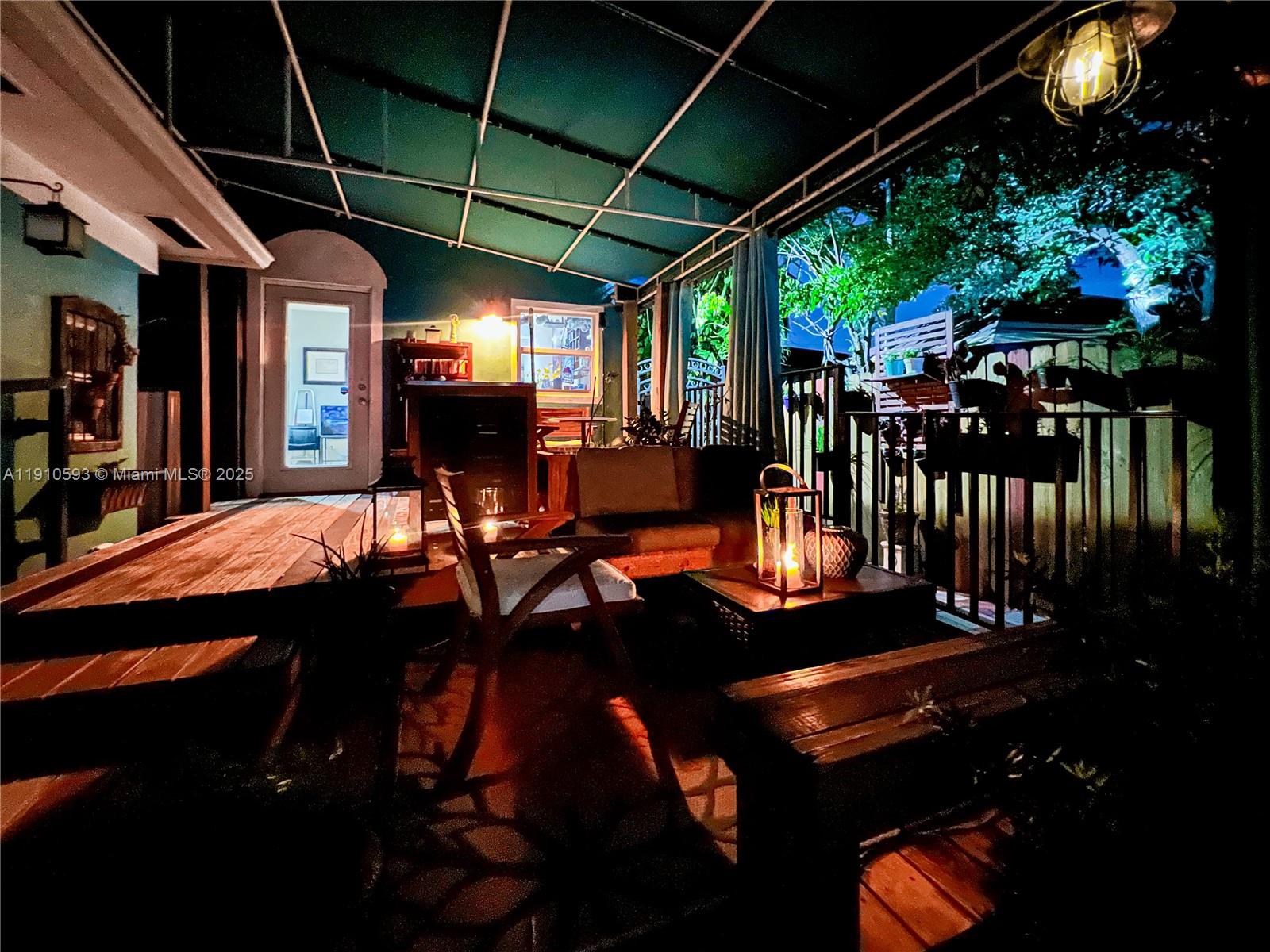 561 NW 53rd St Miami, FL 33127