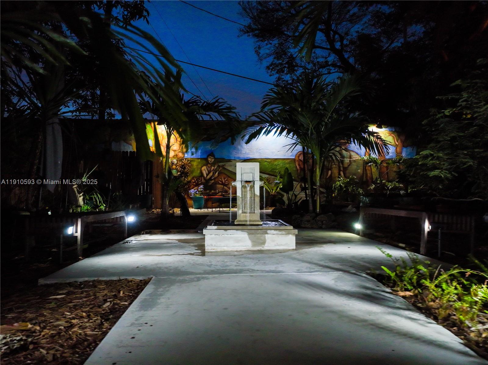 561 NW 53rd St Miami, FL 33127