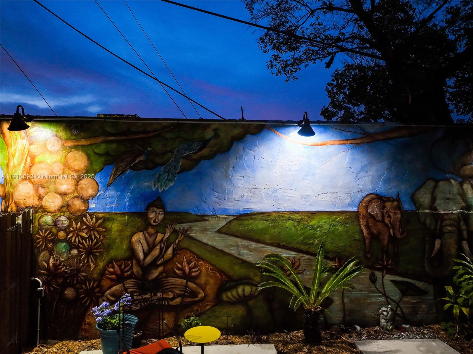 561 NW 53rd St Miami, FL 33127