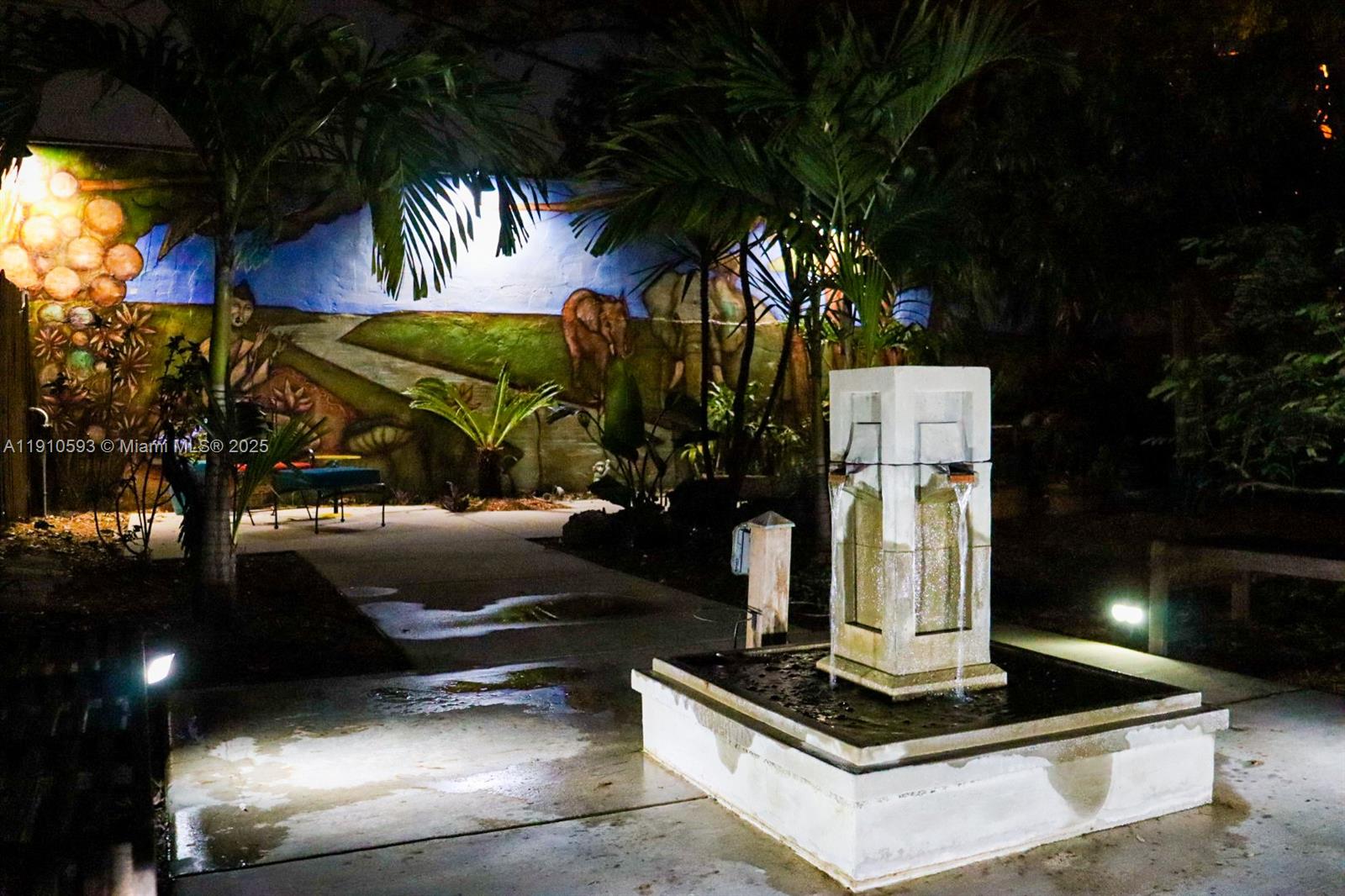 561 NW 53rd St Miami, FL 33127