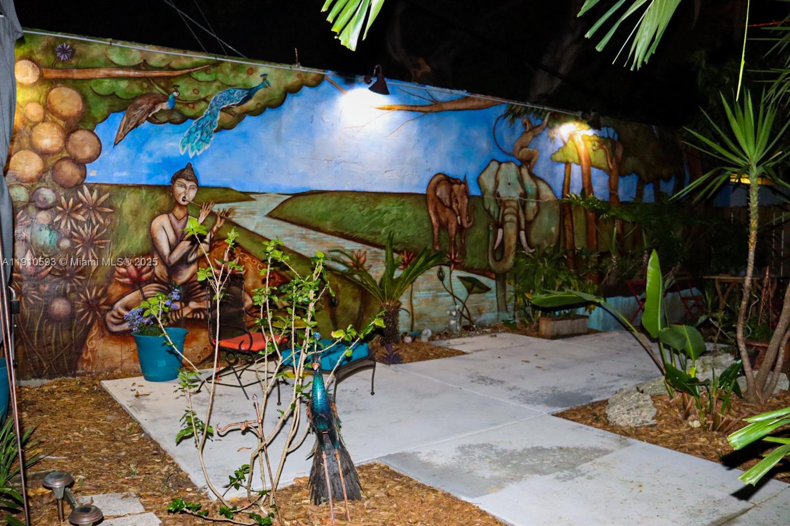 561 NW 53rd St Miami, FL 33127