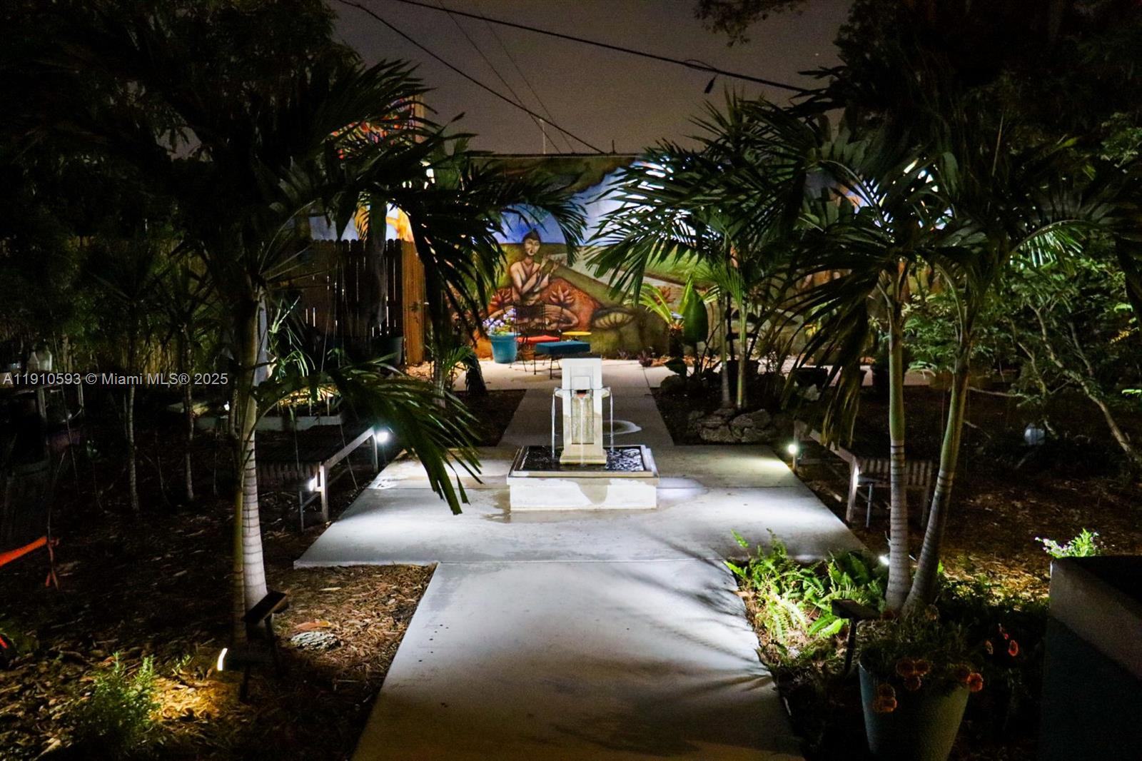 561 NW 53rd St Miami, FL 33127