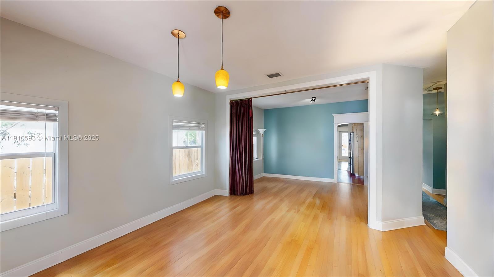 561 NW 53rd St Miami, FL 33127