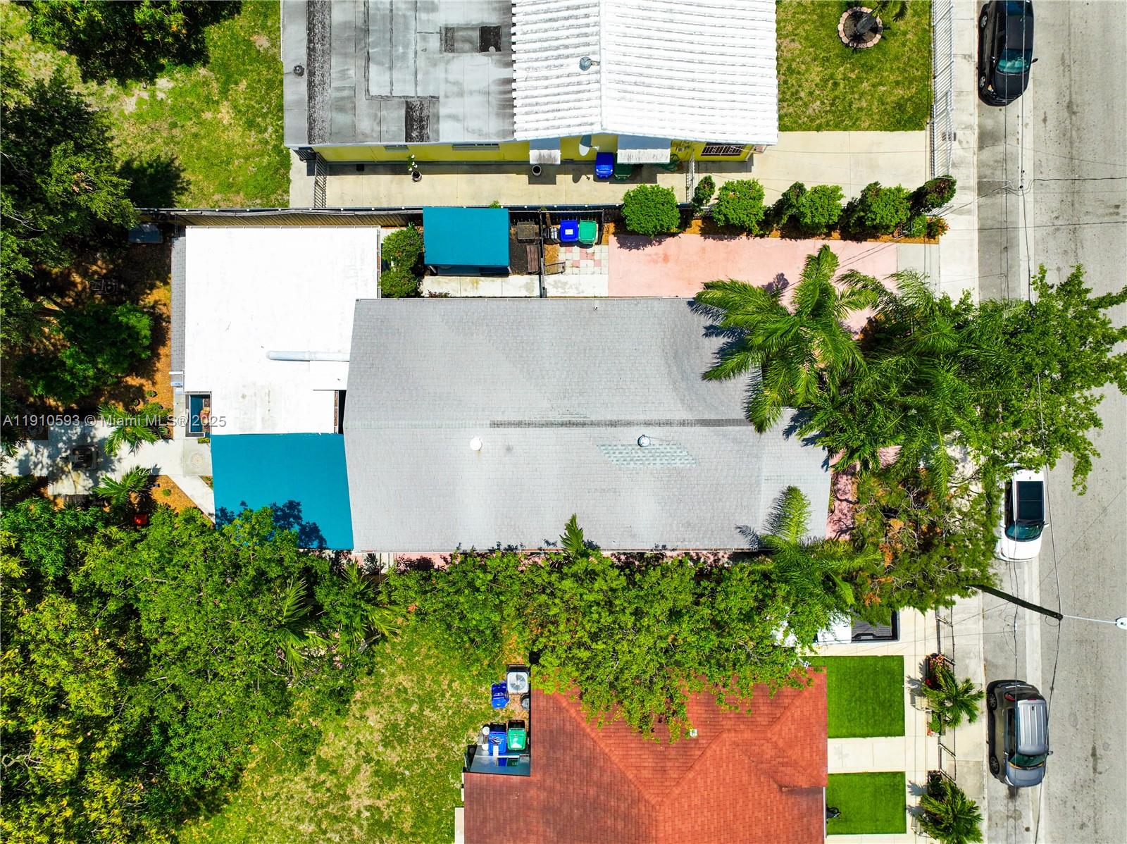 561 NW 53rd St Miami, FL 33127