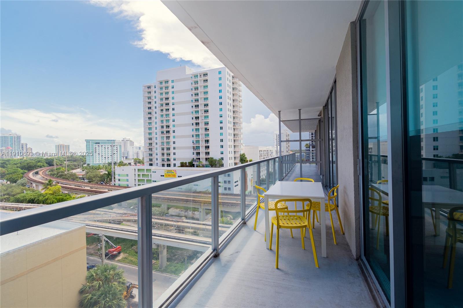 image Axis On Brickell Condo9