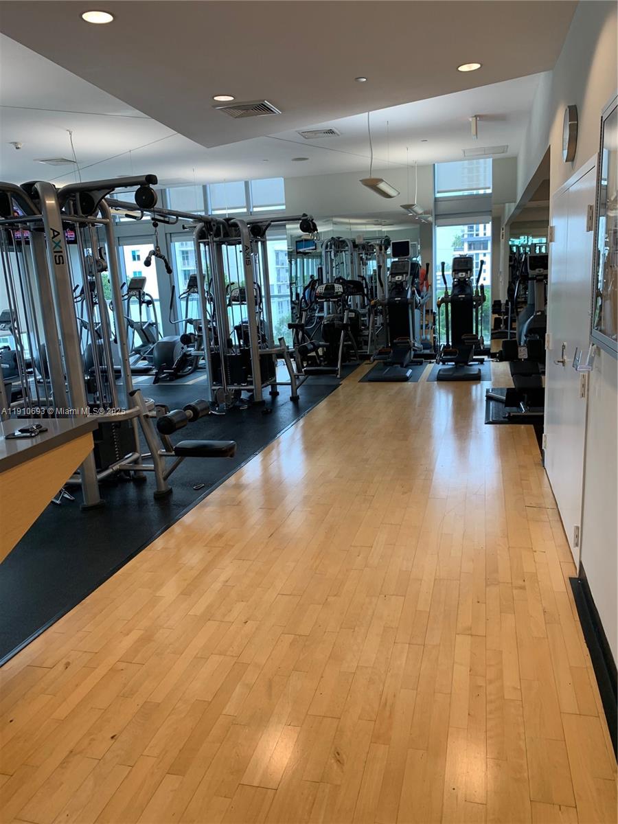 image Axis On Brickell Condo13