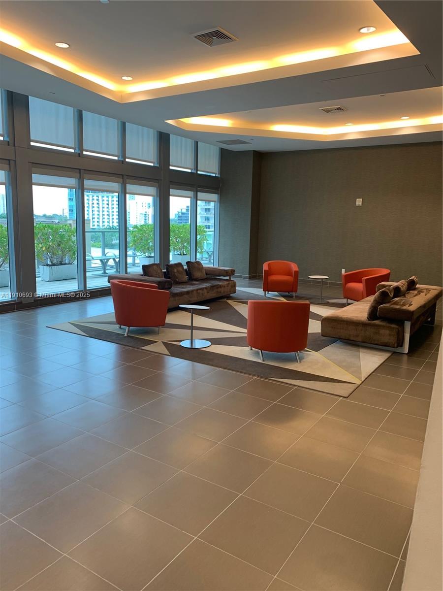 image Axis On Brickell Condo16