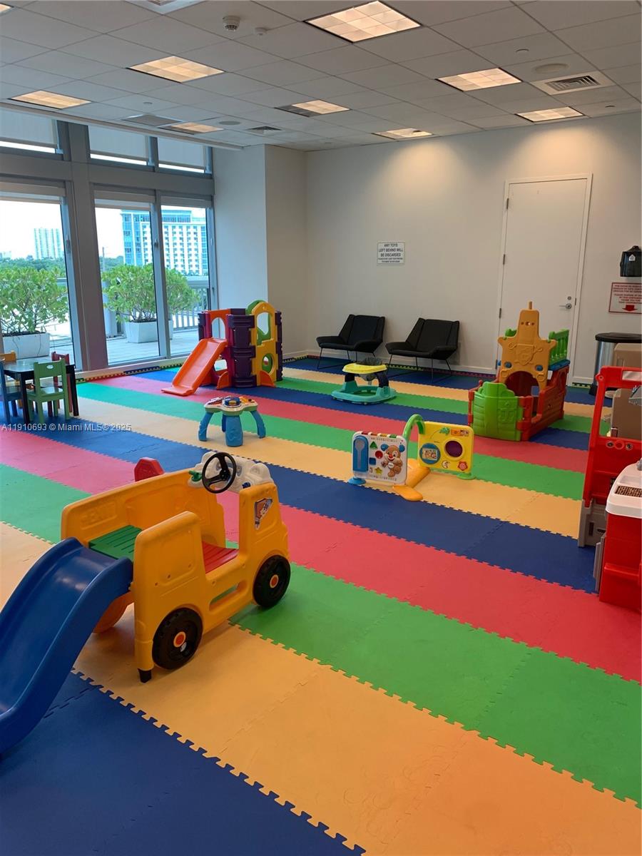 image Axis On Brickell Condo21