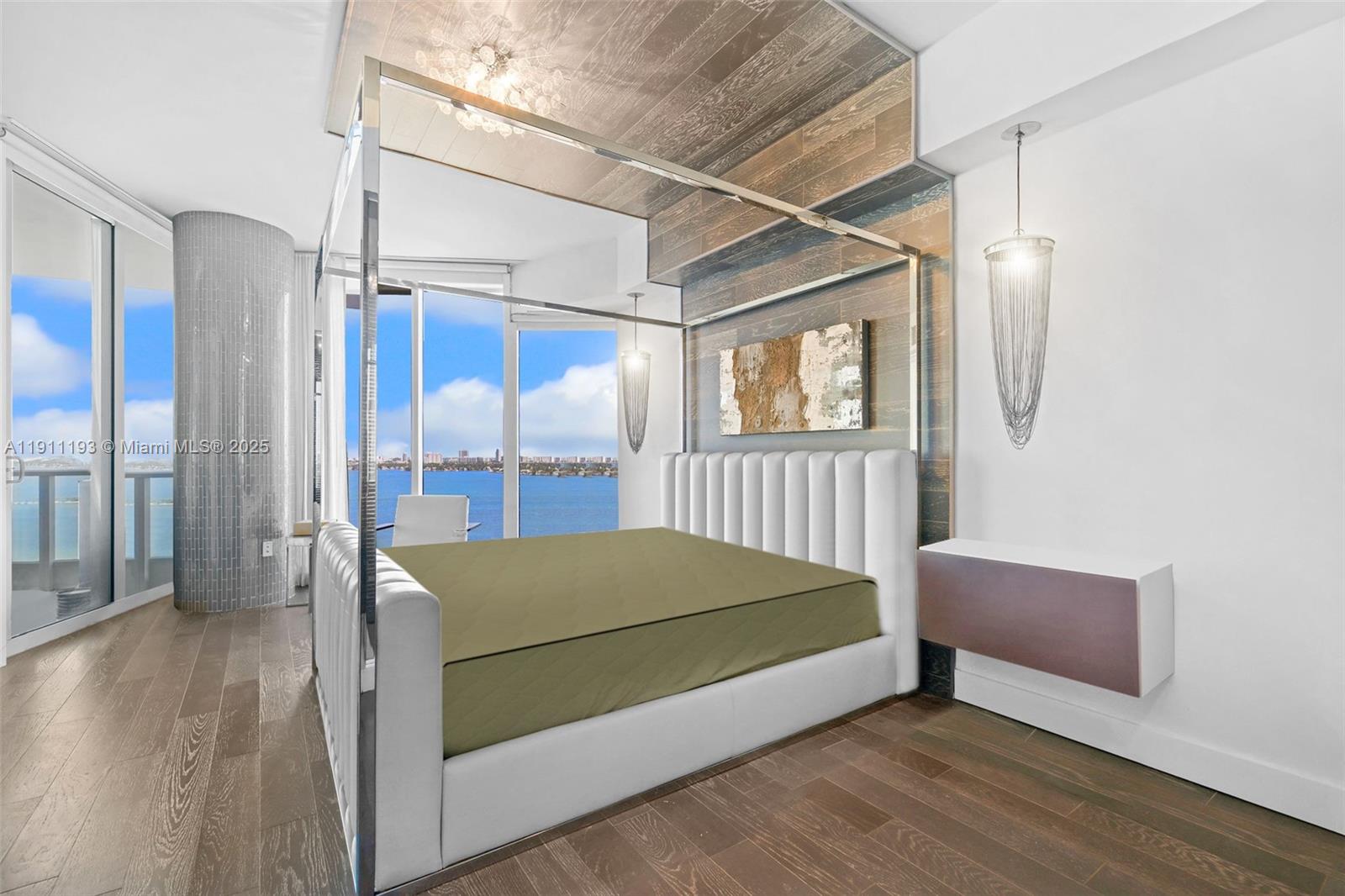 image Paramount Bay12