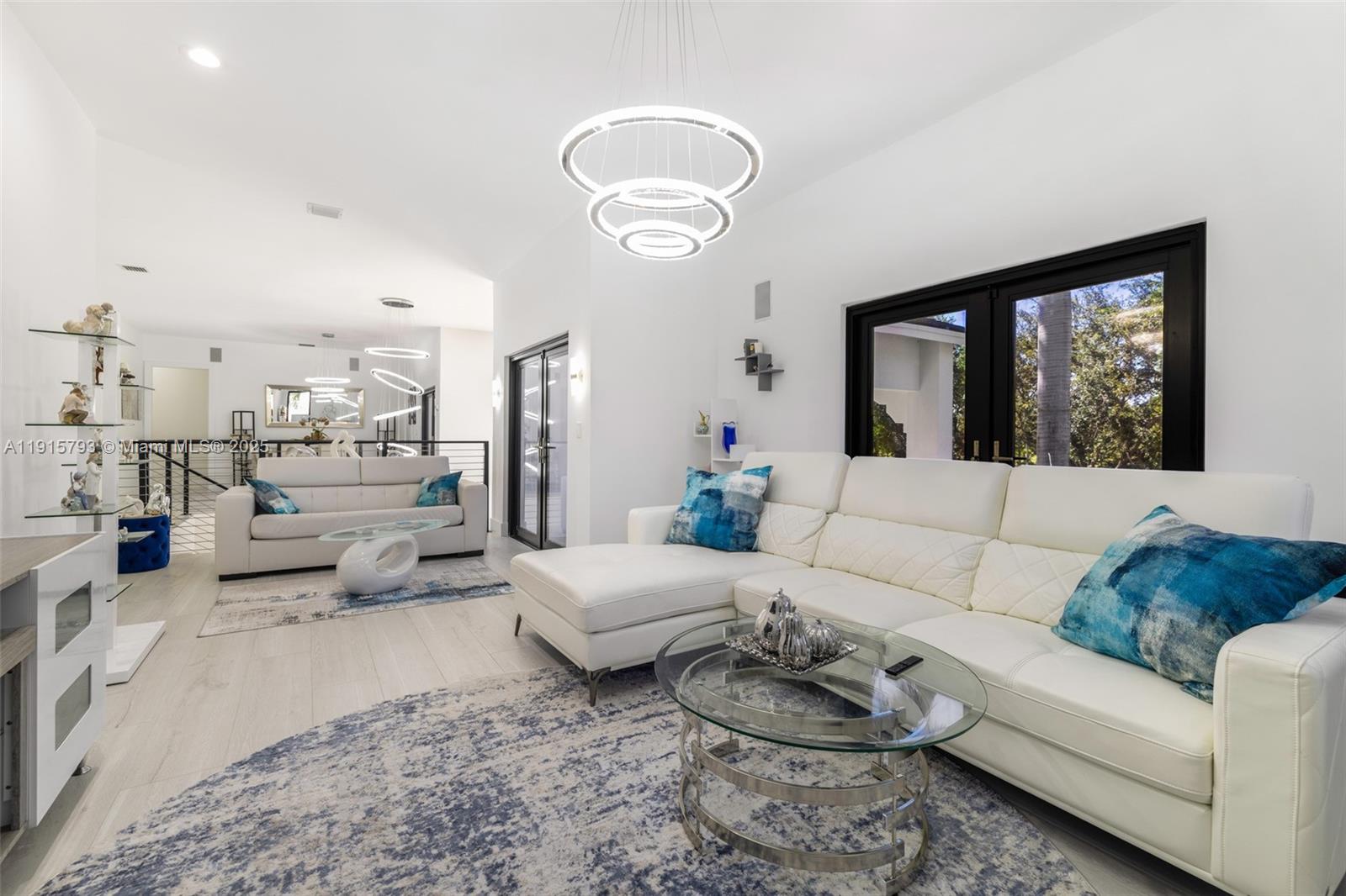 6220 SW 144th St Coral Gables, FL 33158