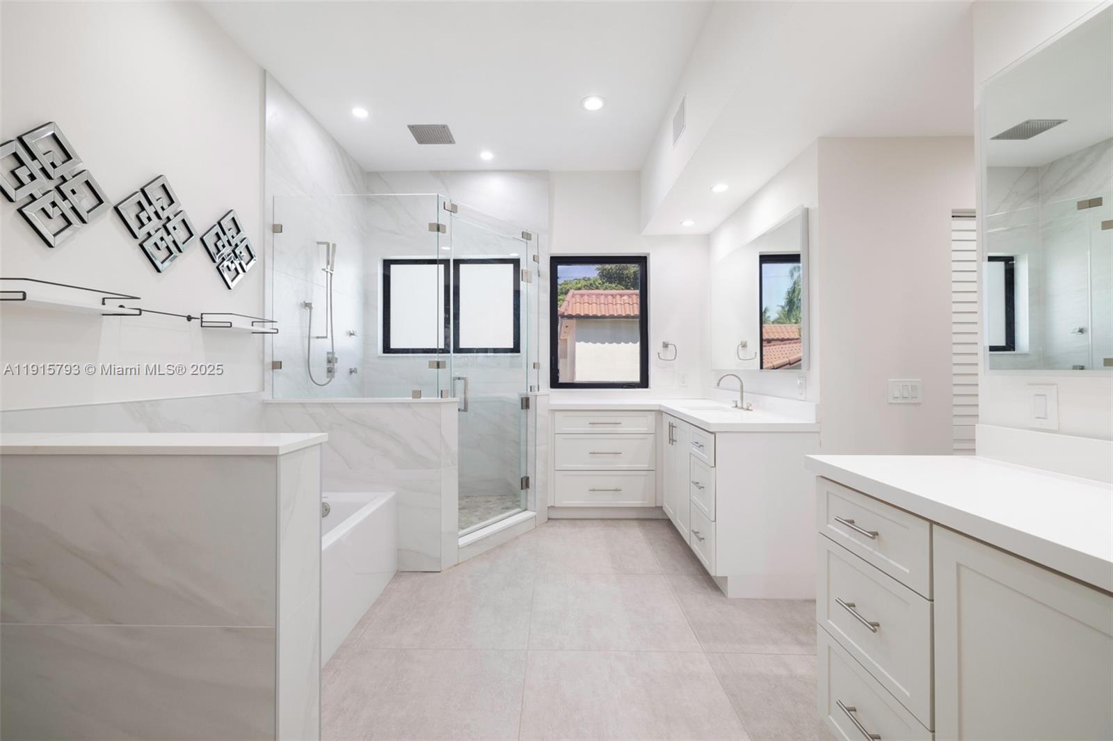 6220 SW 144th St Coral Gables, FL 33158