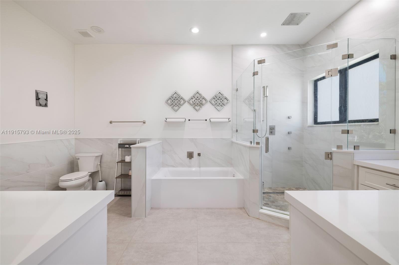 6220 SW 144th St Coral Gables, FL 33158