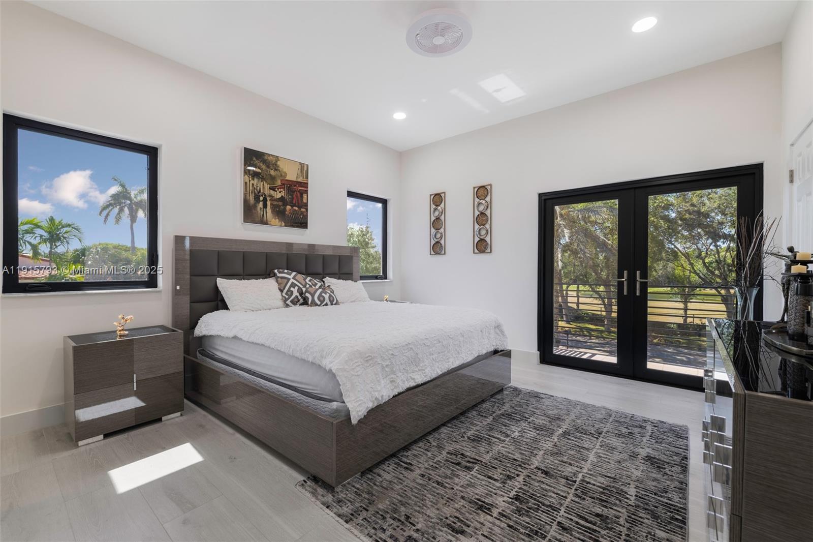 6220 SW 144th St Coral Gables, FL 33158